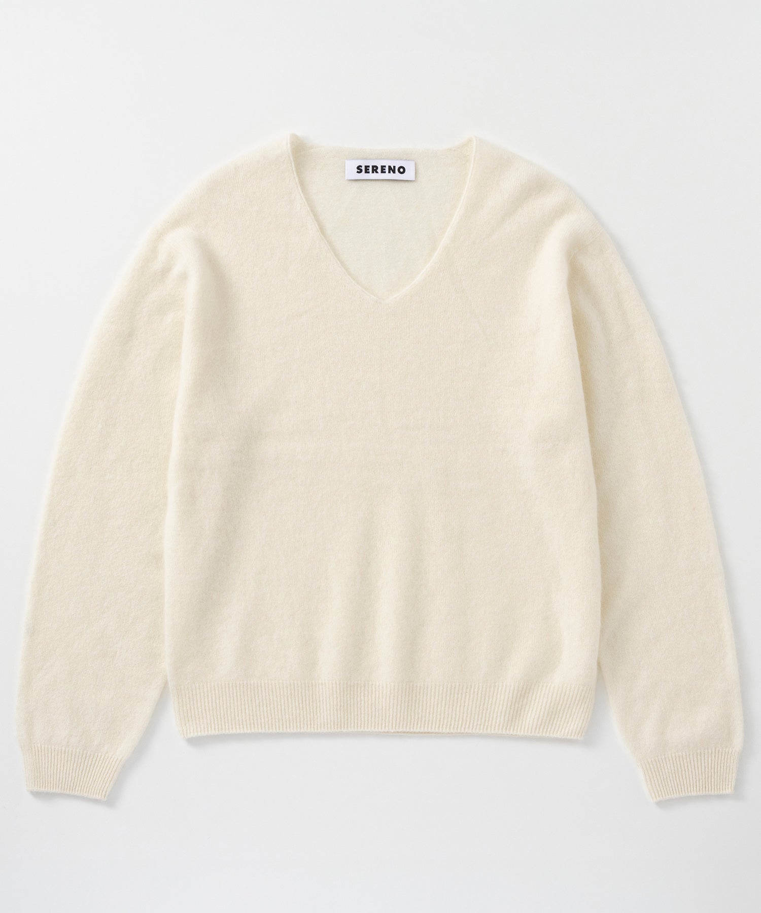 カシミヤブレンドVネックニット