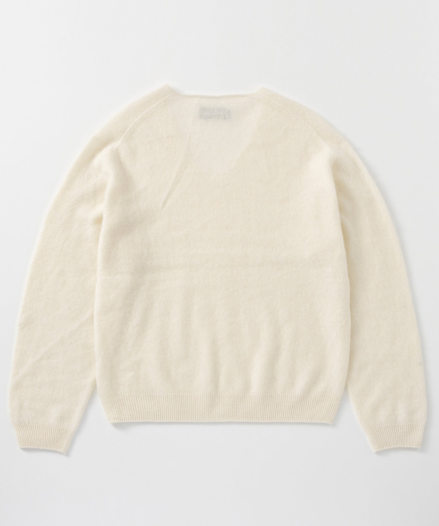 カシミヤブレンドVネックニット