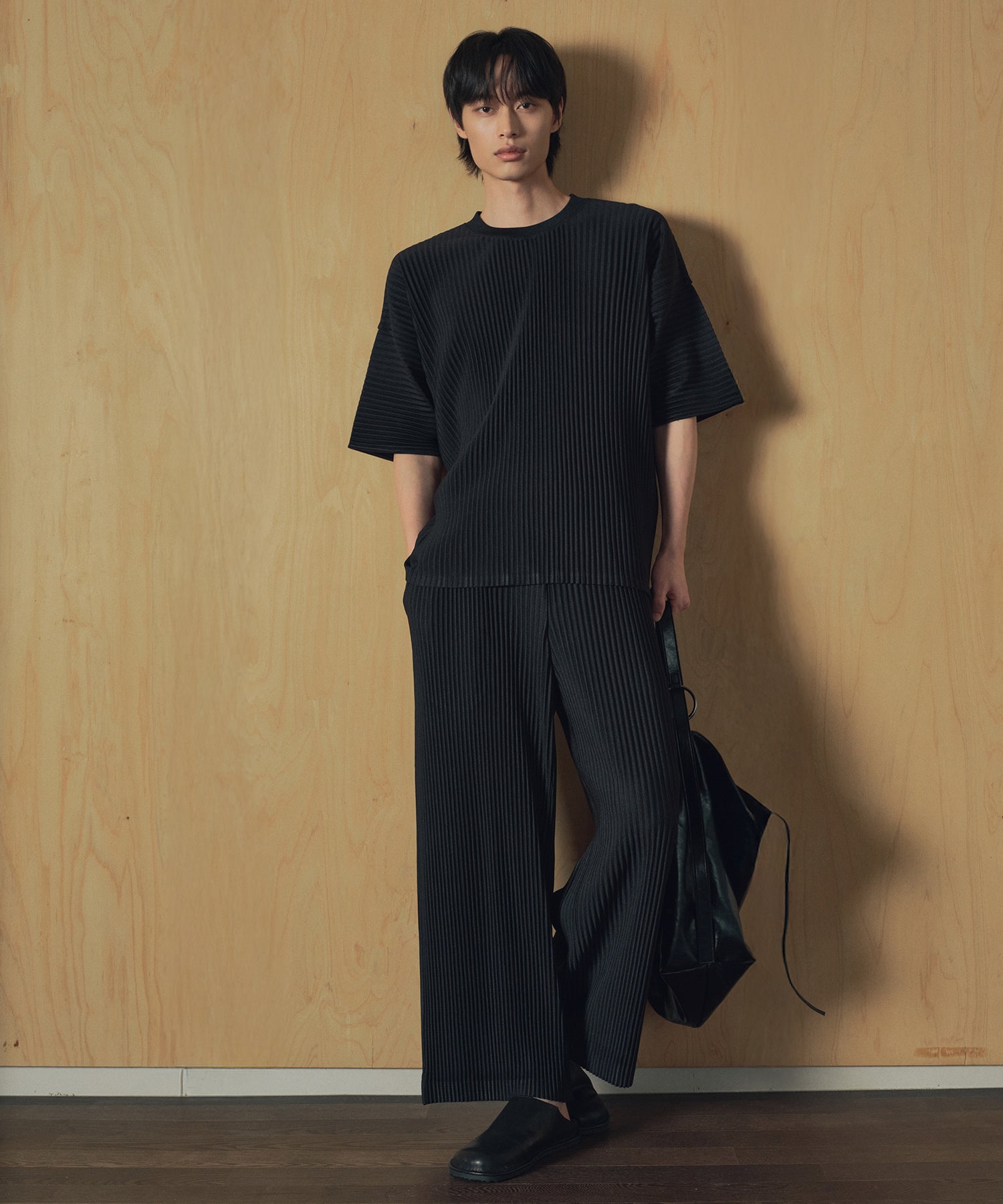 Yoyogi プリーツクルーネックTシャツ